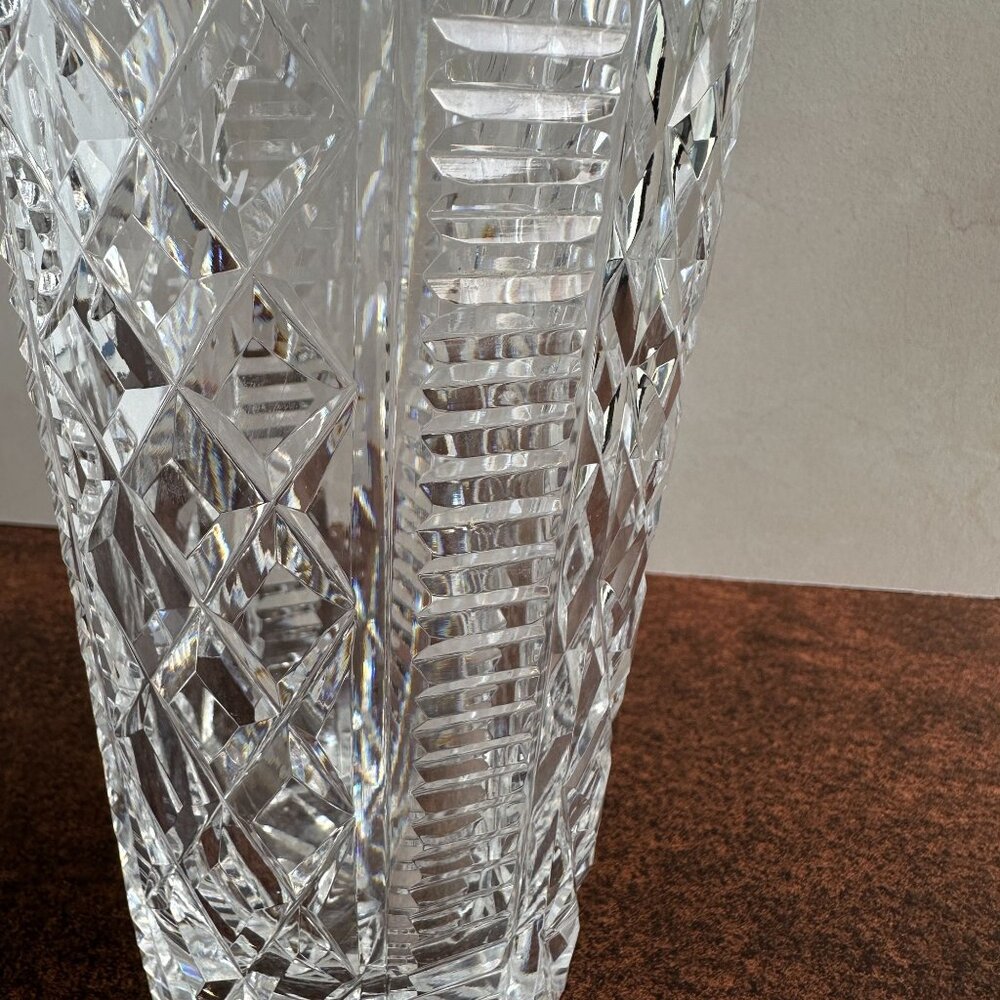 Waterford Crystal Vase "Clare" Diamond Cut Glass Vase Made in Ireland - Picture 3 of 10